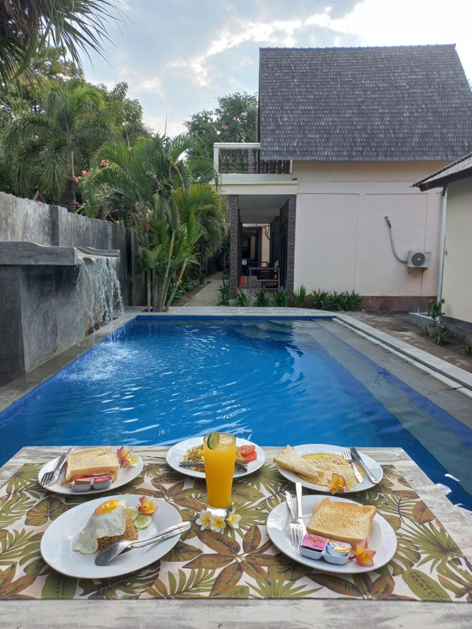 Kusuka Bungalow Gili Trawangan Exterior foto