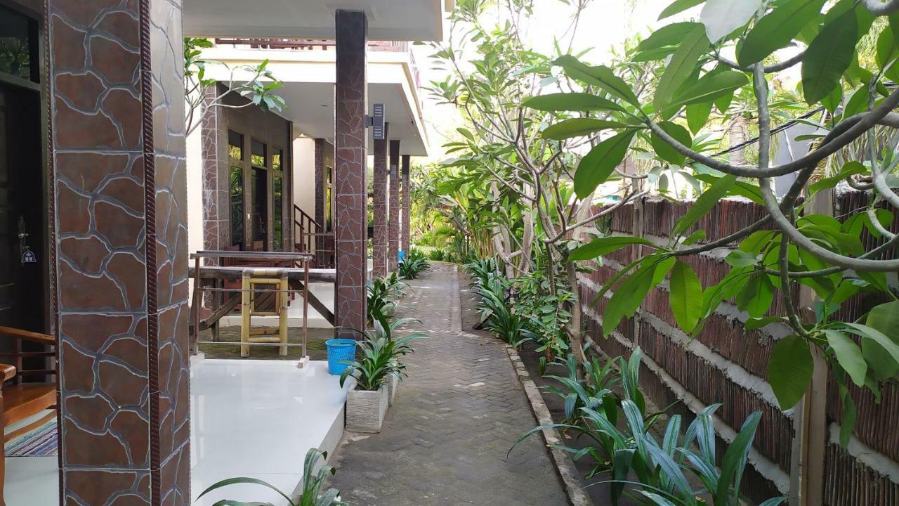 Kusuka Bungalow Gili Trawangan Exterior foto