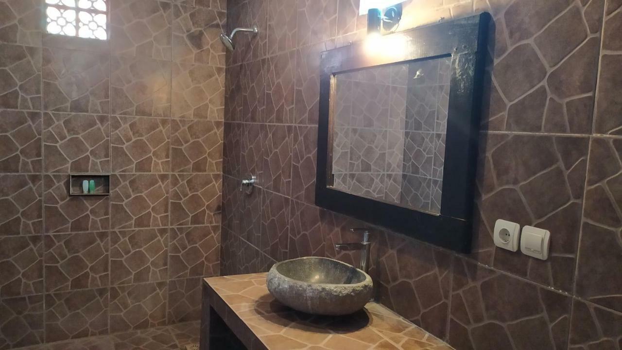 Kusuka Bungalow Gili Trawangan Exterior foto