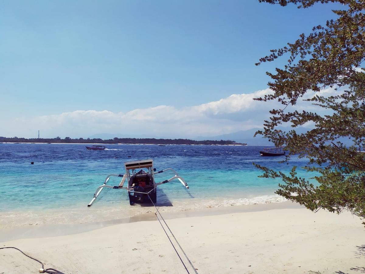 Kusuka Bungalow Gili Trawangan Exterior foto